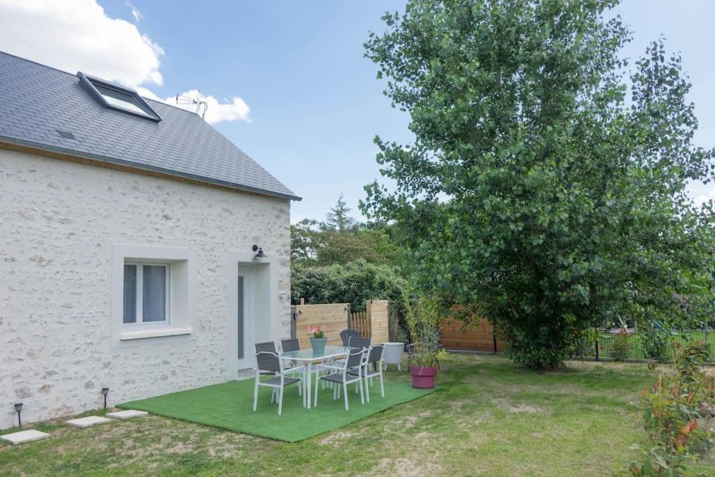 Maison/Appartement Avec Jardin Saint-Denis-en-Val Exterior foto